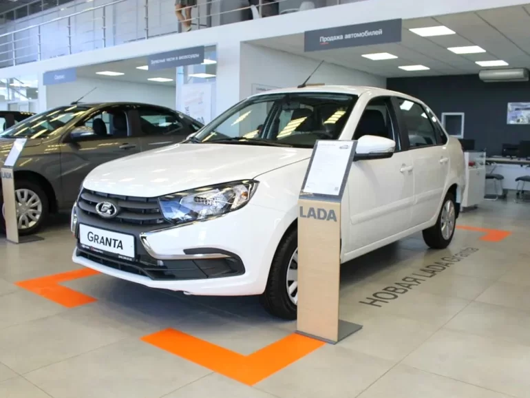 Какую Lada Granta лучше купить в 2025 году и на что обратить внимание?