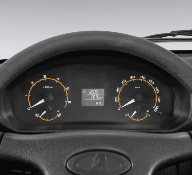 Экран БК в щитке приборов иногда отключается