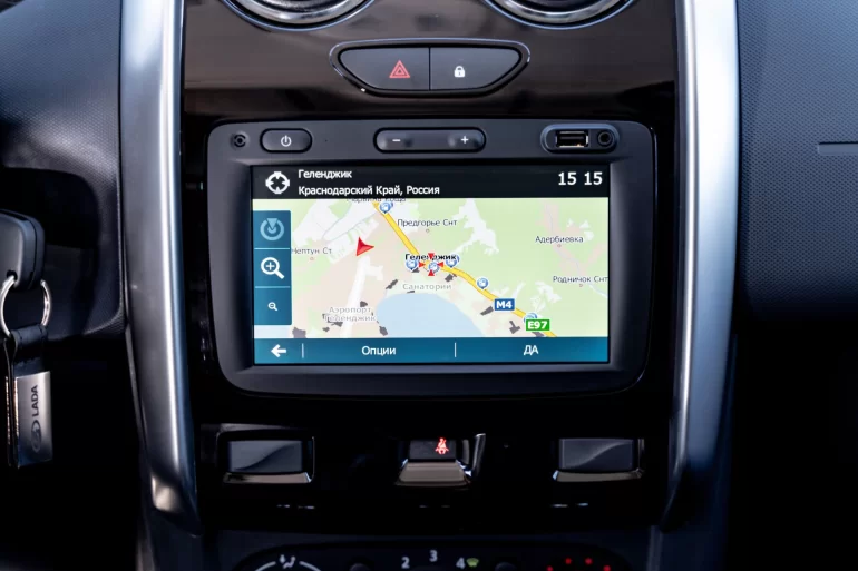 Как узнать код для скрытого режима мультимедии Ларгуса?