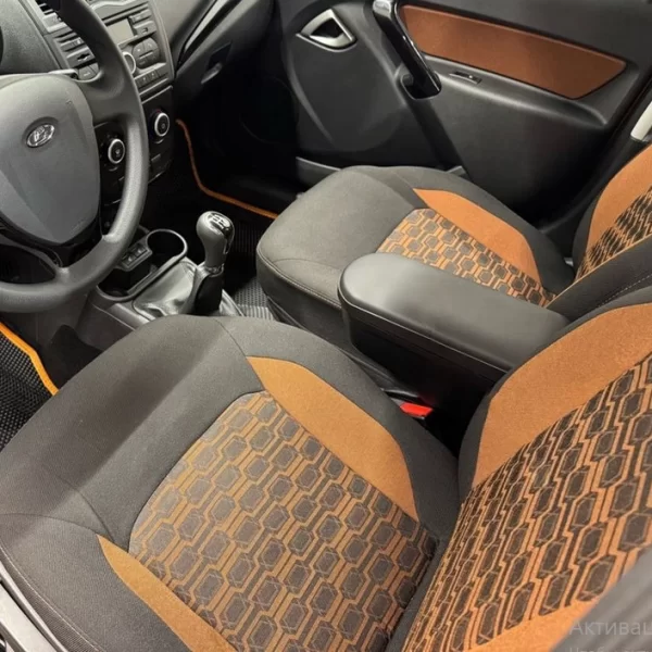 Обивка переднего сиденья Cross для Lada Granta FL