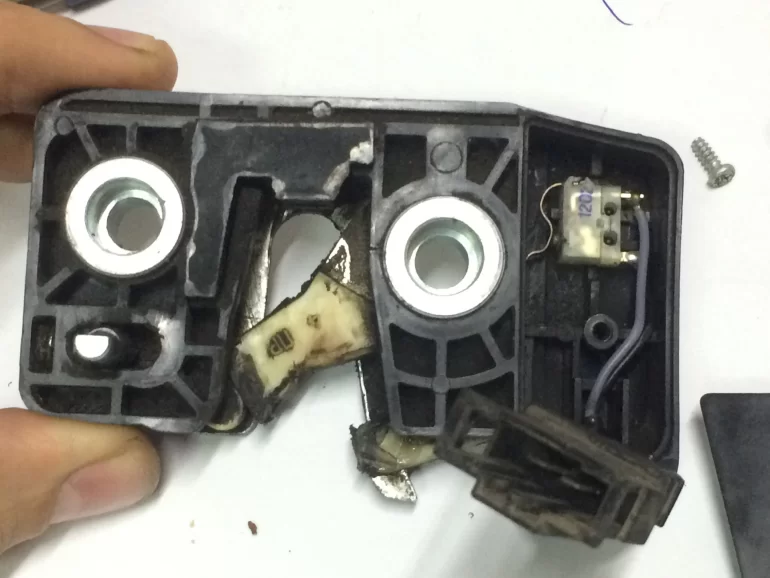 Как замкнуть дверной концевик сигнализации на Калине-1?