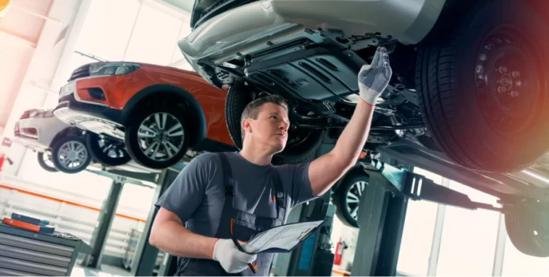 Трение пружин передних стоек о кузов