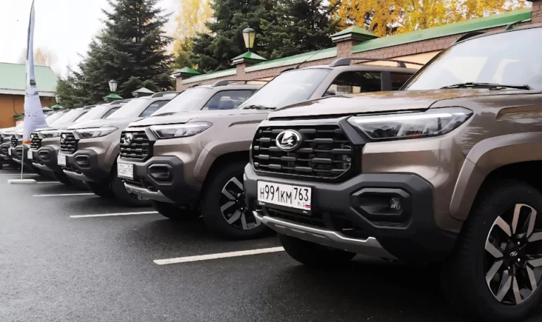 Дилеры отмечают повышенный спрос на обновленную Lada Niva Travel 1.8л