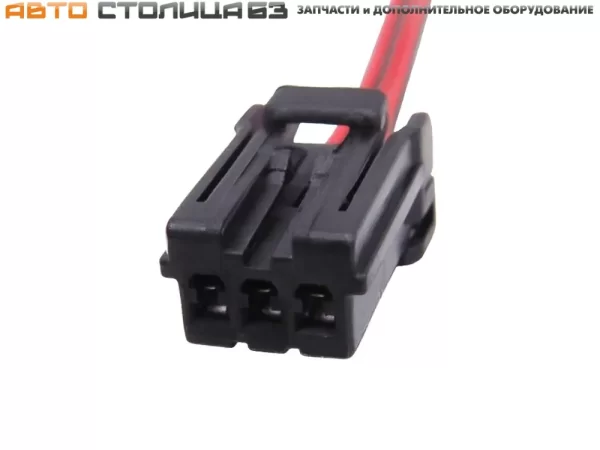 Разъем дополнительного стоп-сигнала, плафона освещения для Lada Priora