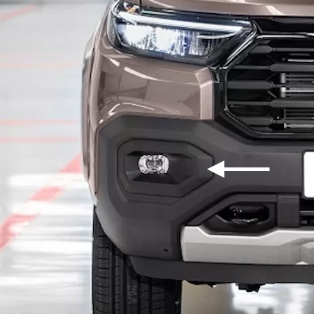 Облицовка переднего бампера под ПТФ для Lada Niva Travel рестайлинг