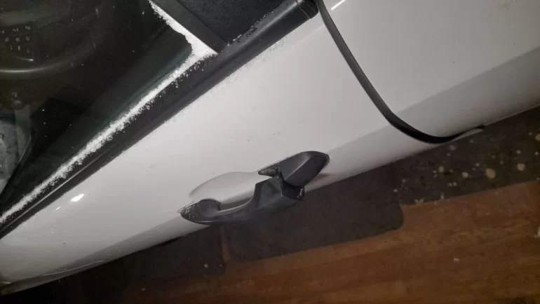 Ручка болтается дверь не закрывается — Lada Vesta NG