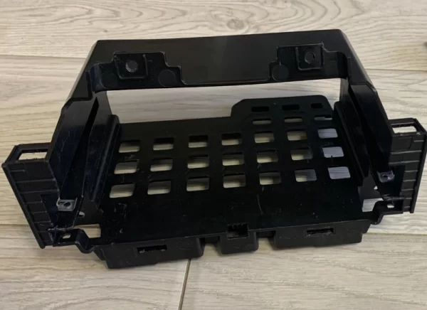 Контейнер под ММС для Lada Iskra