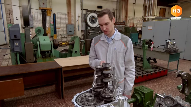 Шестиступенчатая механика прошла испытания для Lada Azimut