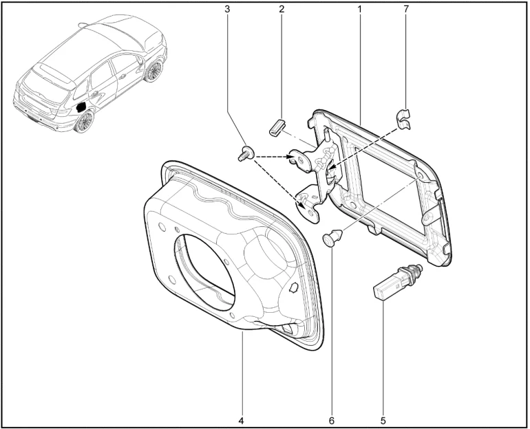 Крышка люка топливного бака (с 31.08.2017)