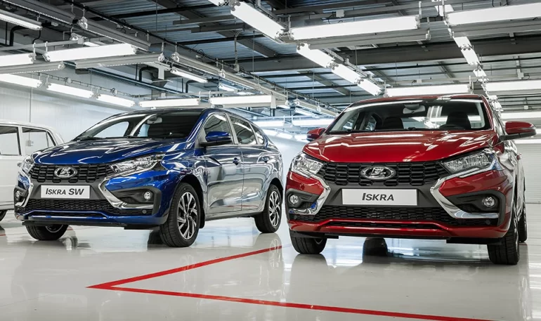Рабочие АВТОВАЗа могут купить Lada Iskra со скидкой