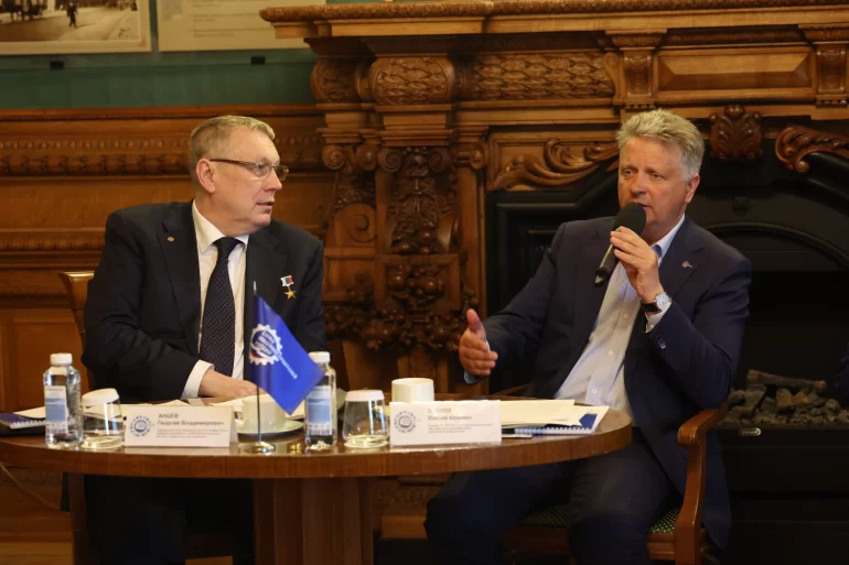 Президент АВТОВАЗа принял участие в заседании Регсовета Союзмаш в Санкт-Петербурге