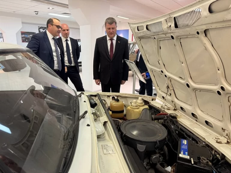 Беларусь планирует увеличить поставки автозапчастей для АВТОВАЗа