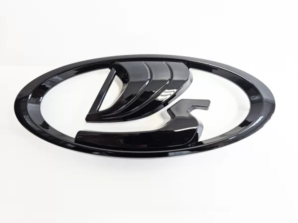 Эмблема решетки радиатора (черный лак) для Lada Vesta, XRAY, Granta FL, Niva