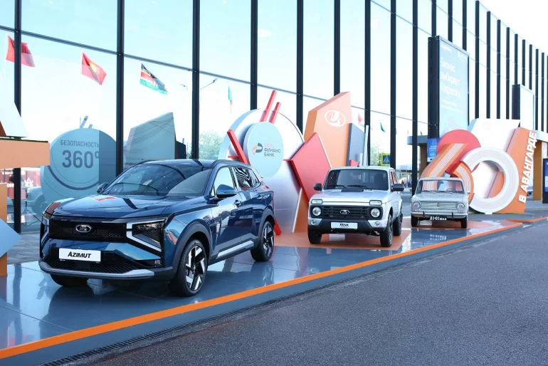 Какие новинки LADA показал АВТОВАЗ на ПМЭФ-2026