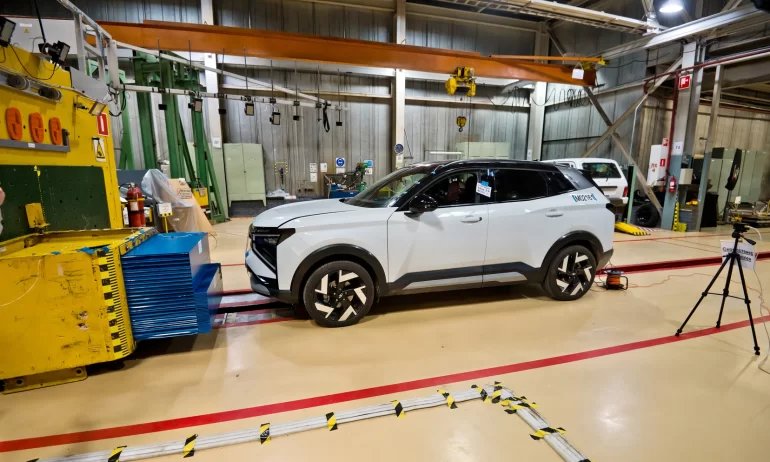 Lada Azimut прошел сертификационные краш-тесты