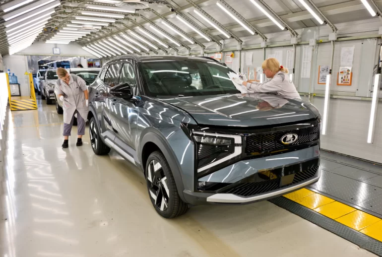 Когда выйдет кроссовер Lada Azimut на базе Lada Vesta (B+ Cross), новые подробности